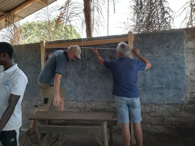 Montage Schultafel.jpg